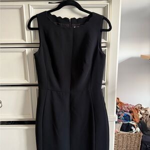 Tahari Black Sleeveless Dress